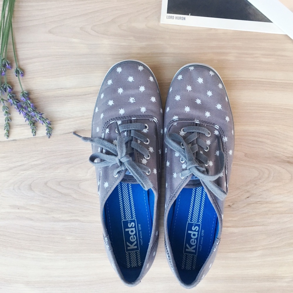 NWOT Champion Original Starburst Keds